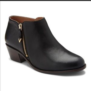 Vionic Joy Jolene Bootie